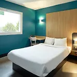Evry 2 - 3 Etoiles Hotel Lisses