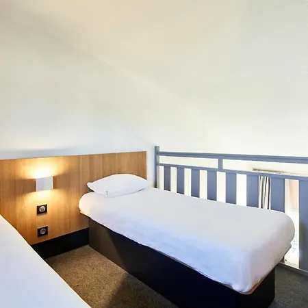 Otel Evry 2 - 3 Etoiles 3*
