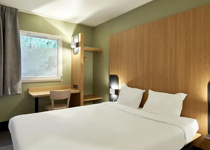 Otel Evry 2 - 3 Etoiles 3*
