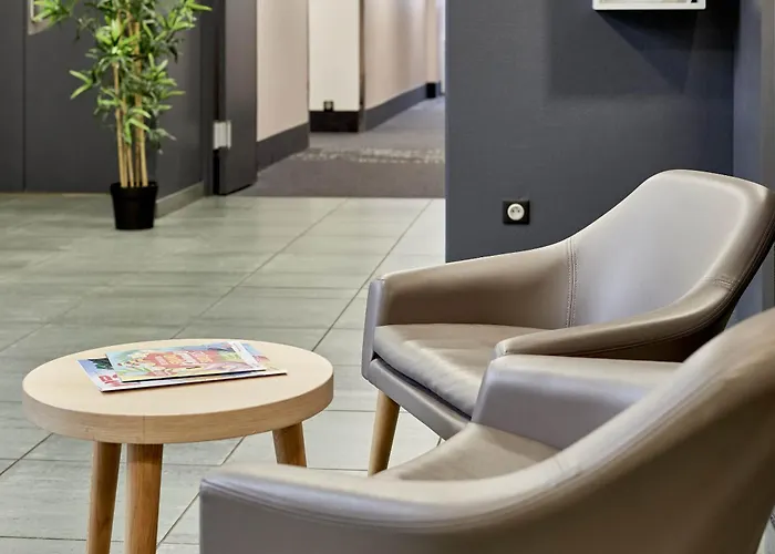 Hotel Evry-lisses 3*